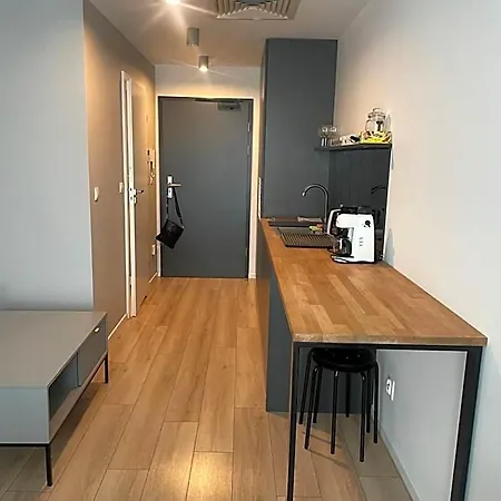 Plac Wolnosci 6 Z Klimatyzacja 아파트호텔 3*